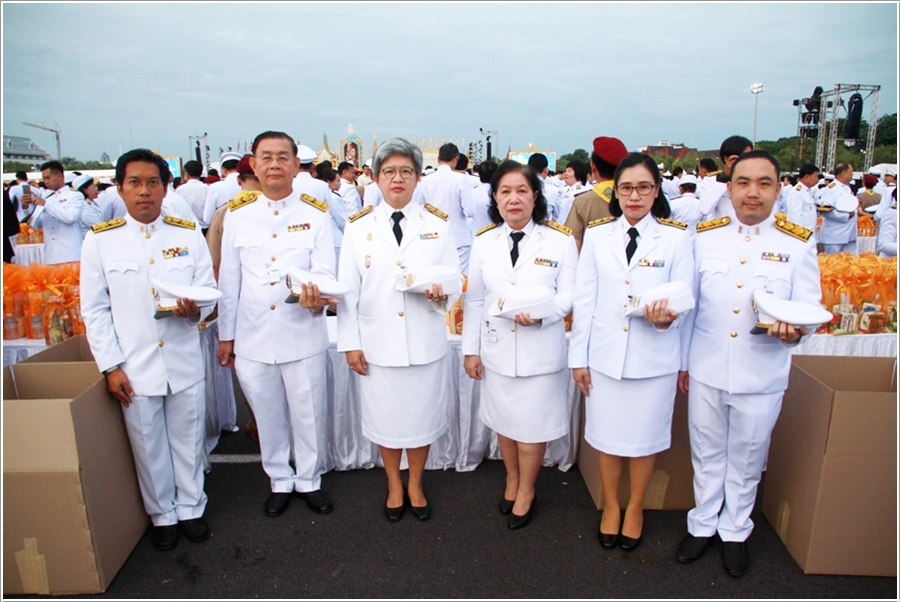 ﻿กรมบังคับคดี เข้าร่วมพิธีทำบุญตักบาตร เนื่องในวันเฉลิมพระชนมพรรษาสมเด็จพระเจ้าอยู่หัวมหาวชิราลงกรณ บดินทรเทพยวรางกูร 66 พรรษา 28 กรกฎาคม 2561